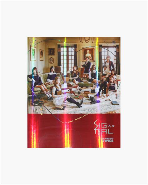 Twice Signal 4th Mini Album – Sukoshi Mart
