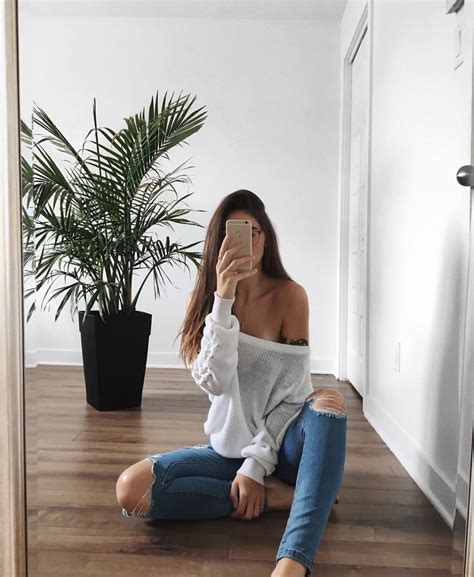 Pin By Tienda Intensa On S T Y L E Mirror Selfie Poses Selfies Poses