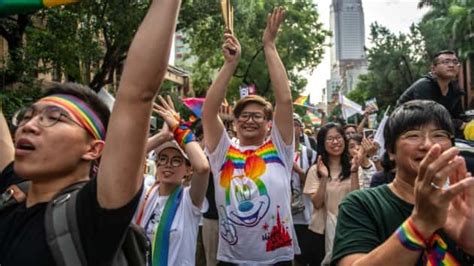 Taiwan Becomes First Asian Nation To Legalize Same Sex Marriage Ksro