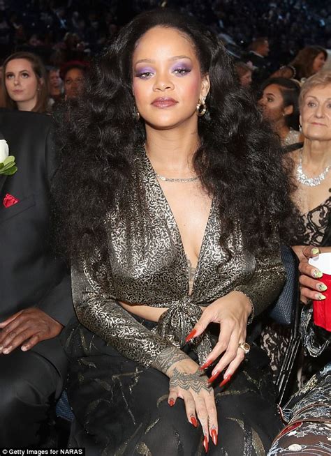 Grammys 2018 Rihanna Wears Gaping Trenchcoat Daily Mail