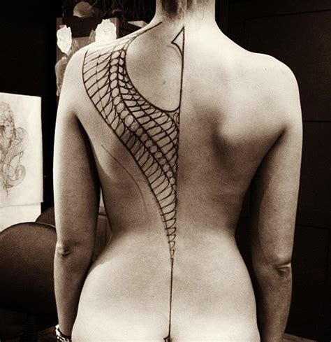 46 awesome spine tattoos ideas for women ecstasycoffee