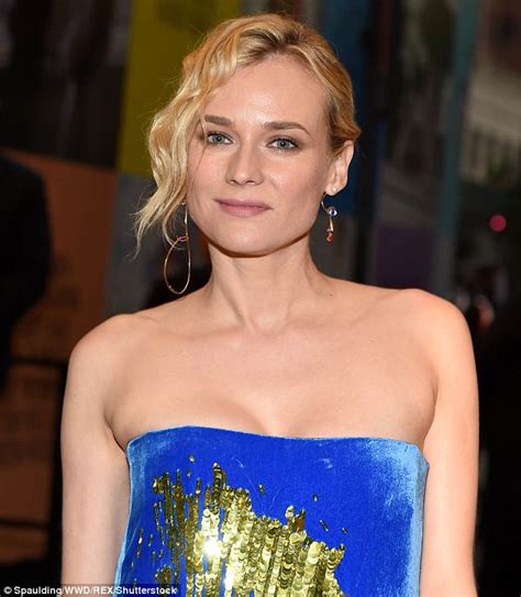 Diane Kruger Puts On Busty Display In Strapless Blue Gown Daily Mail
