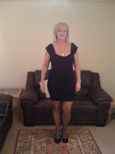Anjie25 49 From Gainsborough Is A Mature Woman Looking