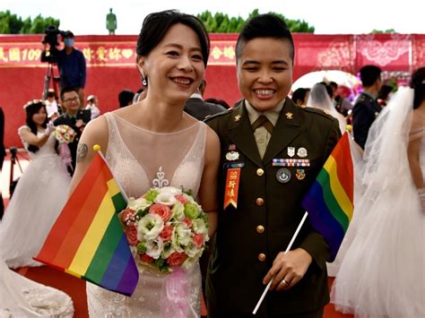 Same Sex Couples Marry In Taiwan Military Wedding Rthk