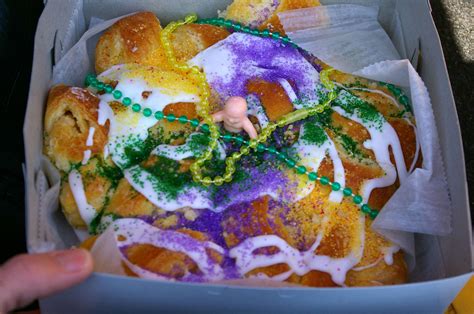 berea s dick bakery offers king cakes paczkis tuesday february 21
