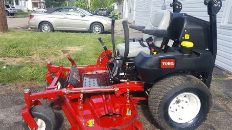 toro diesel commercial  turn mower  hours  owner great shape lawn mowers  sale