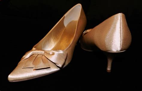 gold shoes shutterbug