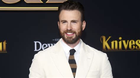 chris evans says he s backing off trump criticism while ramping up political website wdbd fox
