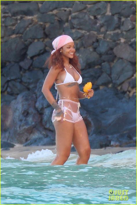 rihanna flaunts her rockin body while vacationing in hawaii photo 3356102 bikini rihanna