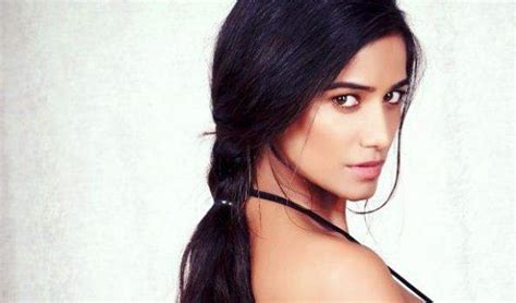 Poonam Pandey Sex Scandal Actress In Controversy Again