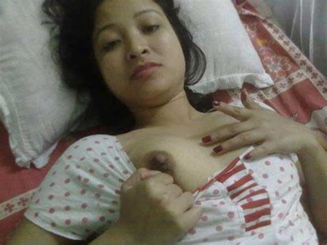 nude photos me dekhe padma bhabhi exposed herself chudai pics