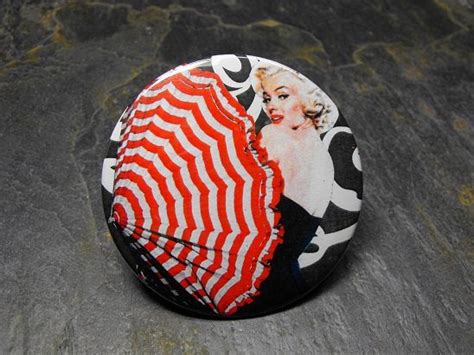 marilyn monroe red and white umbrella decorated vanity pocket mirror
