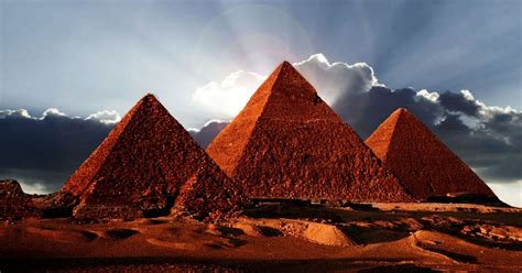 15 Facts That Make Us Think The Great Pyramid Of Giza Was