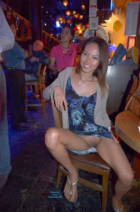 flashing my tits and pussy in the pub nude in public photos at voyeurweb