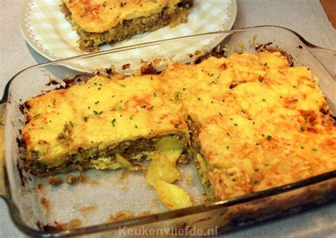 ovenschotel met prei en gehakt rundergehakt recepten lekker eten groenteschotel met gehakt