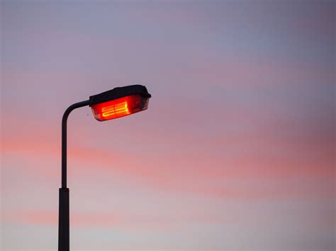 safety risk  councils dim  switch   quarter  street lights