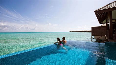 maldives honeymoons honeymoons   maldives hideaway beach