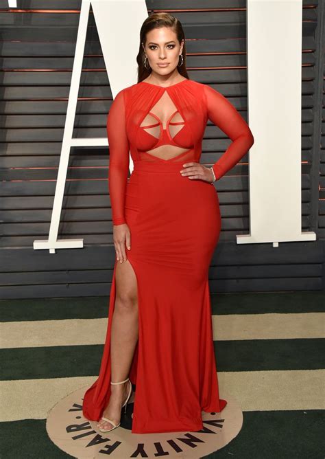 Ashley Graham Steals The Oscars Spotlight In A Super Sexy