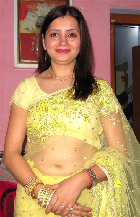 glamorous girls homely aunties hot photos