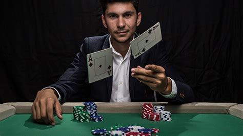gambling qualities   casino player