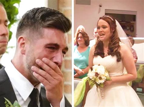 Bride Reads Cheating Fiancés Text Messages Instead Of Vows At Their