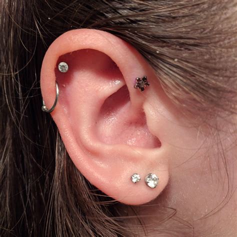 helix neometal piercing   evolved  columbus ohio rpiercing