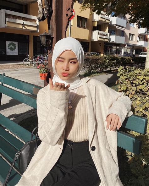 Ootd Overall Dress Hijab
