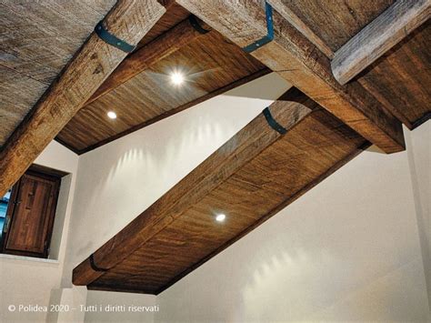 Trento primissima collina in zona prestigiosa proponiamo in vendita esclusivo attico con caratteristiche travi a vista sbiancate e grande terrazzo esposto a sud/ovest con spettacolare vista sulla città. Travi finto legno in polistirolo e poliuretano | Produzione Ã¨ vendita