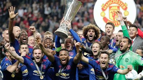 manchester manchester united beats ajax   wins europa league abc philadelphia