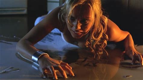 naked laura vandervoort in smallville