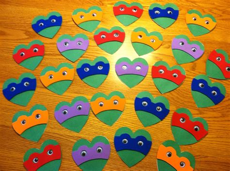 ninja turtle valentines    kids pinterest