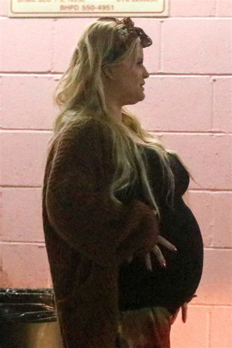 jessica simpson pregnant bump looks ready to pop ahead of