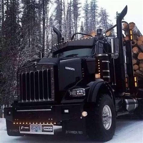 semitrckn kenworth custom  loaded  logs