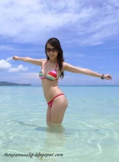 Foto Bikini Seksi Cewek Pantai ~ Kumpulan Foto Bugil