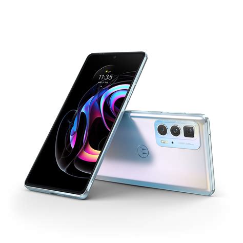 motorola edge  series brings  trio  android phones togoogle