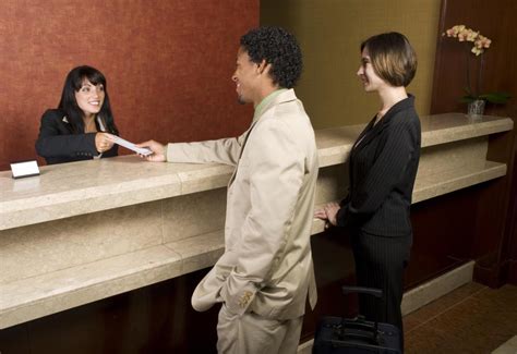 hotel receptionist  pictures