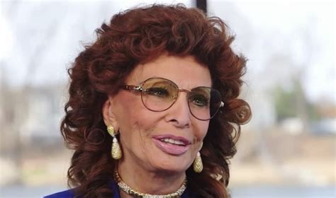If You See Sophia Loren Tell Her She S Beautiful
