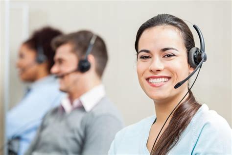 customer service agents  successfully  sell  cross sell