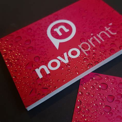 affordable  spot uv business cards   novoprint