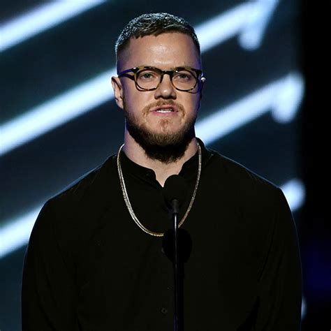 Imagine Dragons Dan Reynolds Pays Tribute To Chris Cornell At 2017