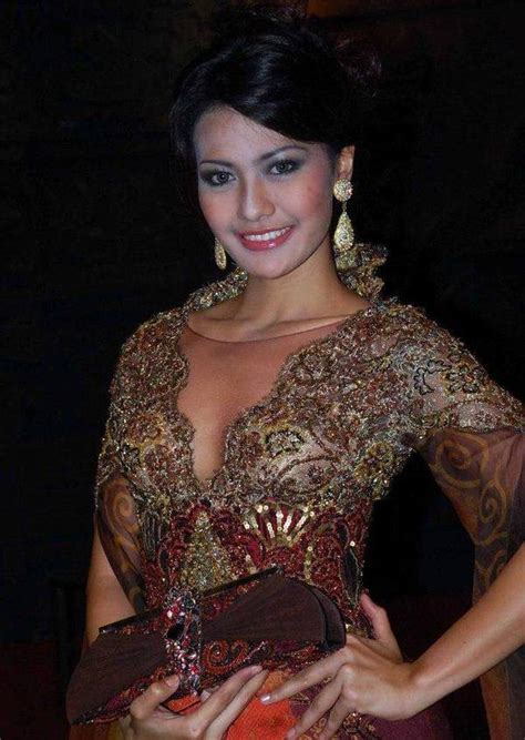foto dan gosip artis cantik selebritis putri raemawasti putri indonesia 2007