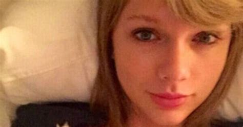 taylor swift proves she woke up like this with gorgeous makeup free selfie—and olivia benson