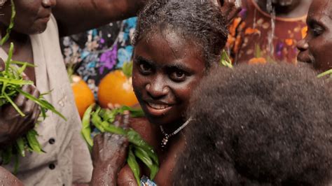 Photos Of A Girl S First Period Celebration In Papua New