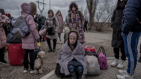 ‘i Dont Have The Right To Cry Ukrainian Women Share Their Stories Of