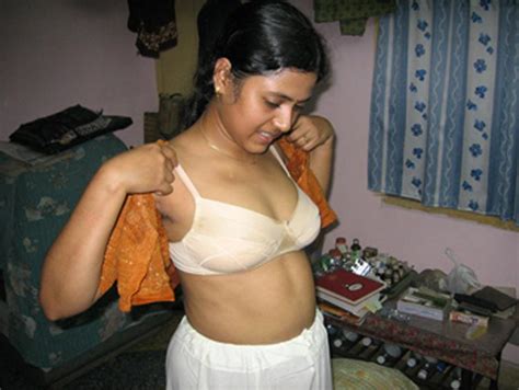 bhabhi boobs photos in blouse saree wali girl ki xxx latest sex photo