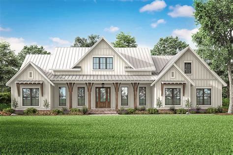 popular farmhouse house plans trending     sq ft