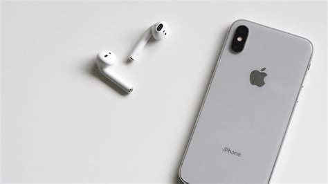 airpods  airpods pro    buy tech whats