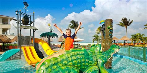 cancun  inclusive family resorts  water parks family vacation critic