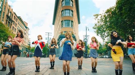 Twice’s “likey” Becomes Fastest K Pop Girl Group Mv To