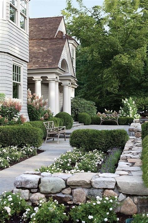 images  courtyard landscaping  pinterest
